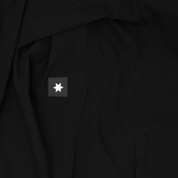 Clean Pace Hooded Jacket | Black