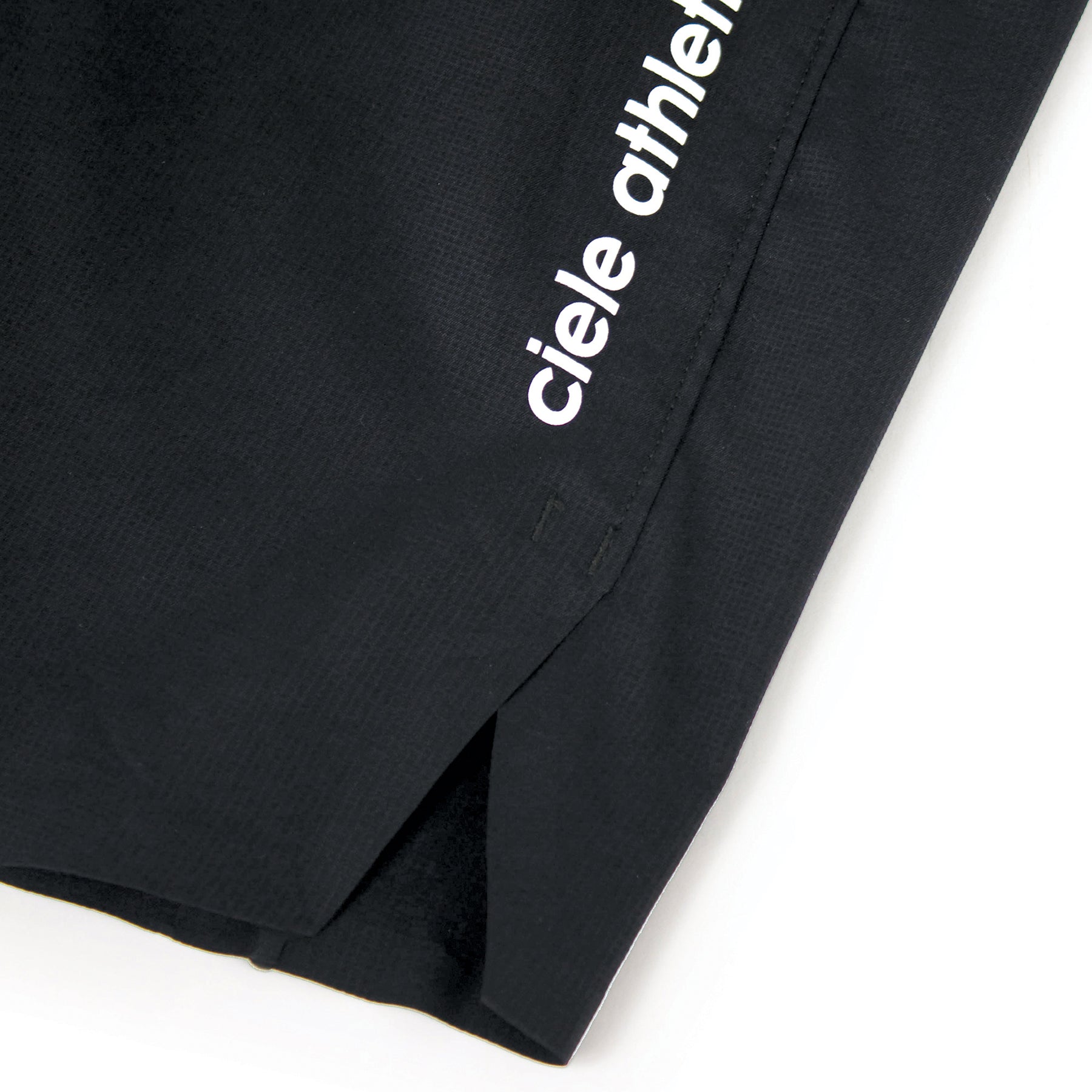 男士 TRN 短褲 7 吋無內襯 |陰影投射