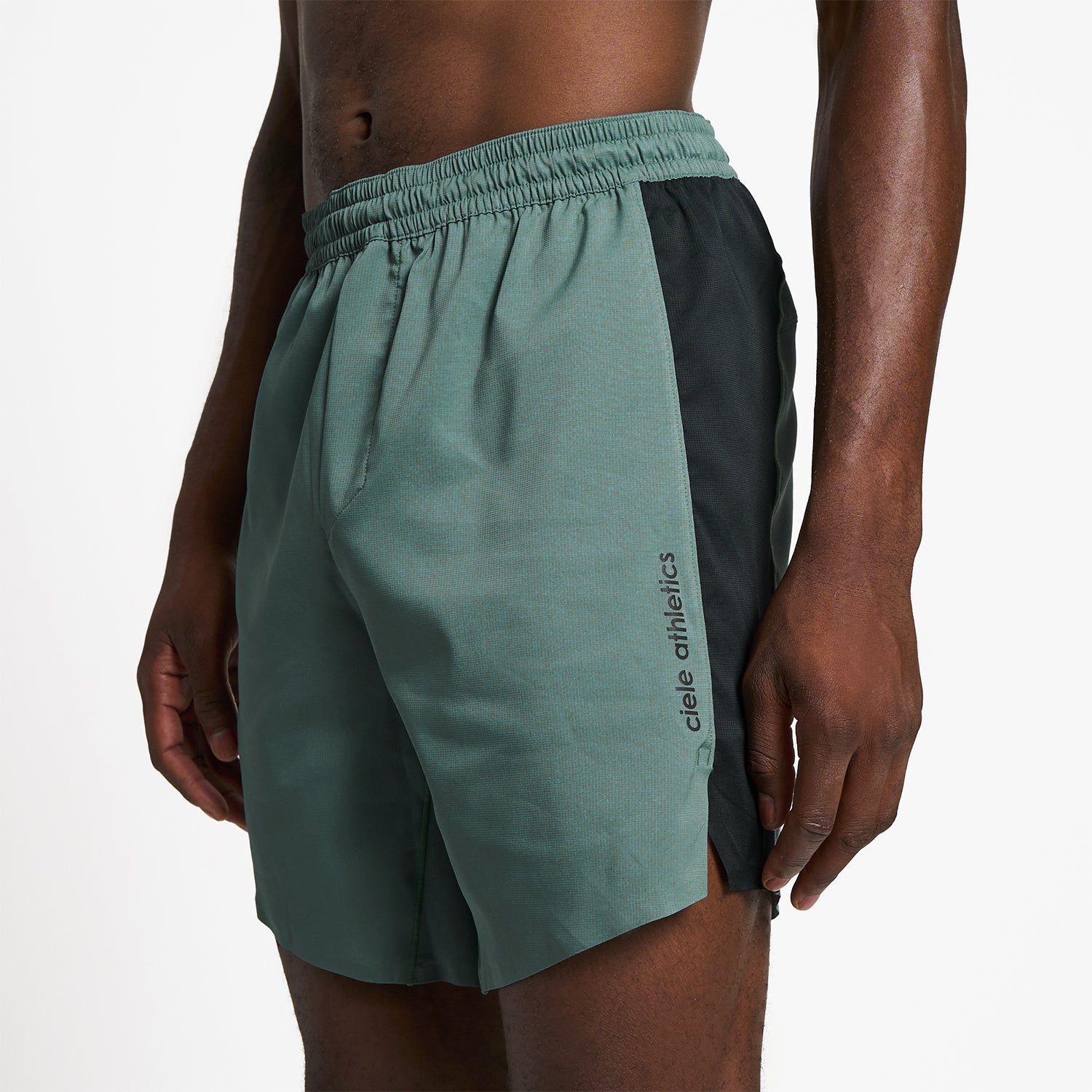 M TRN Short 7'' Linerless | Silver Pine