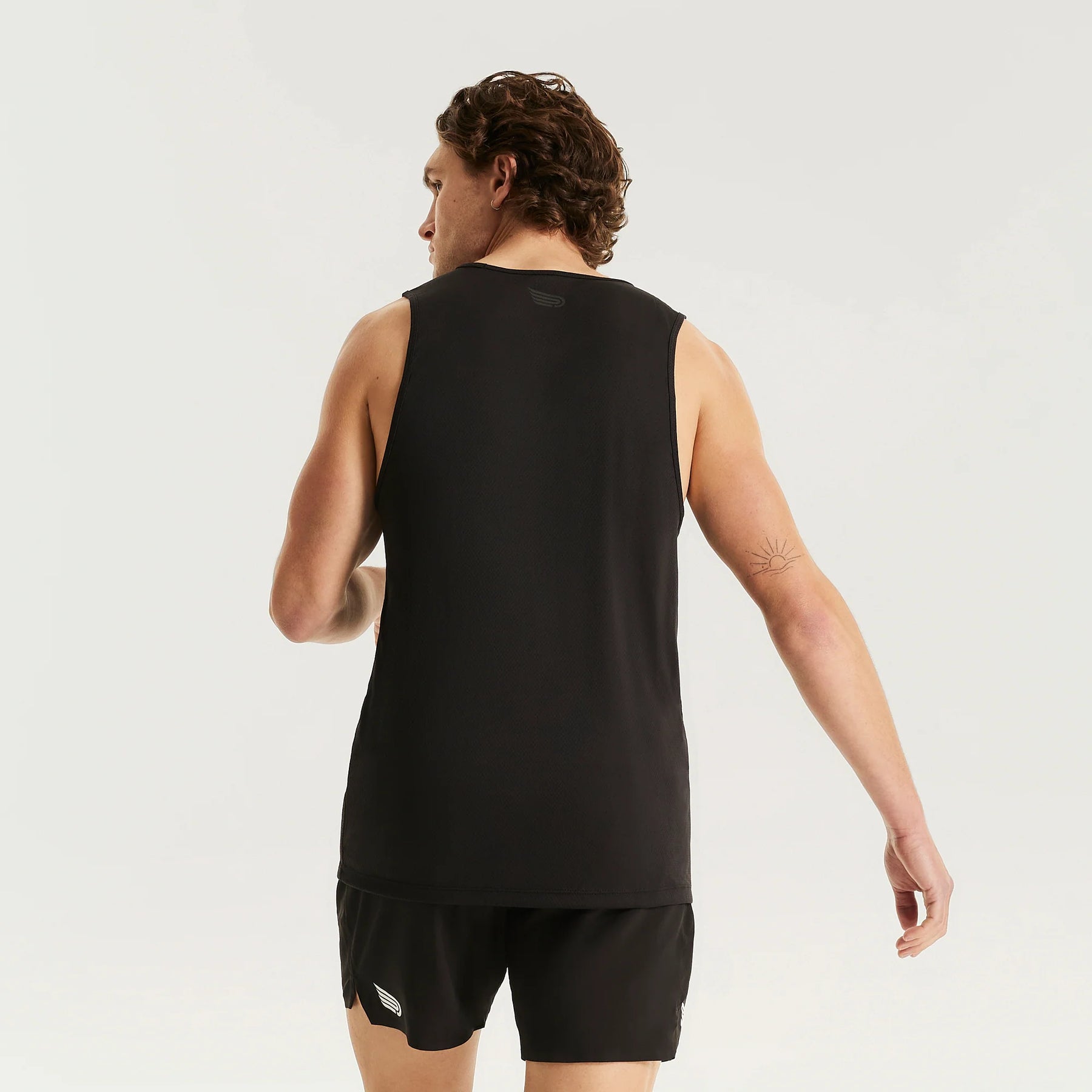 M Sustain Singlet | Black