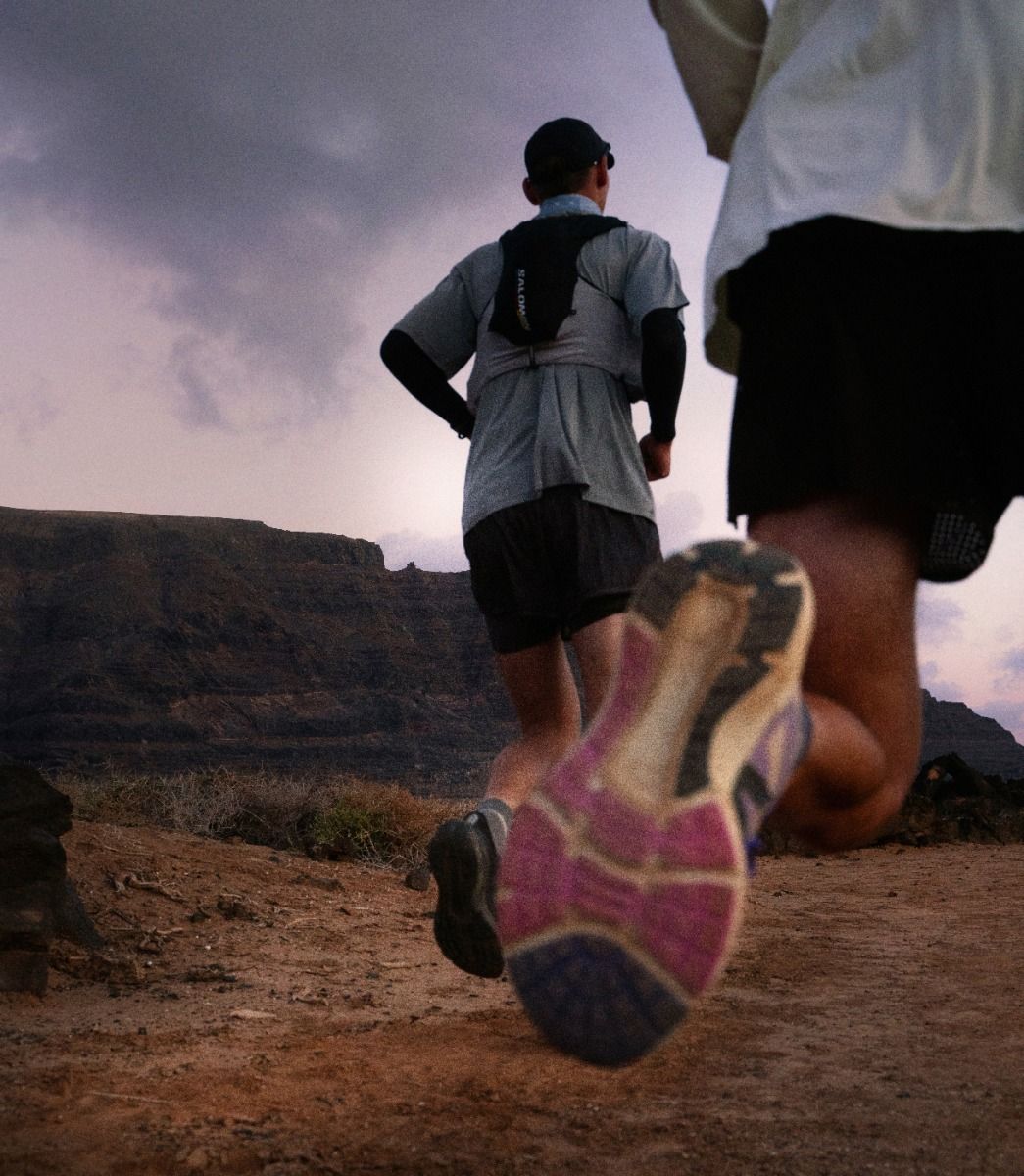 Condor 3 工程網格 Cdr |淺灰黑漸變