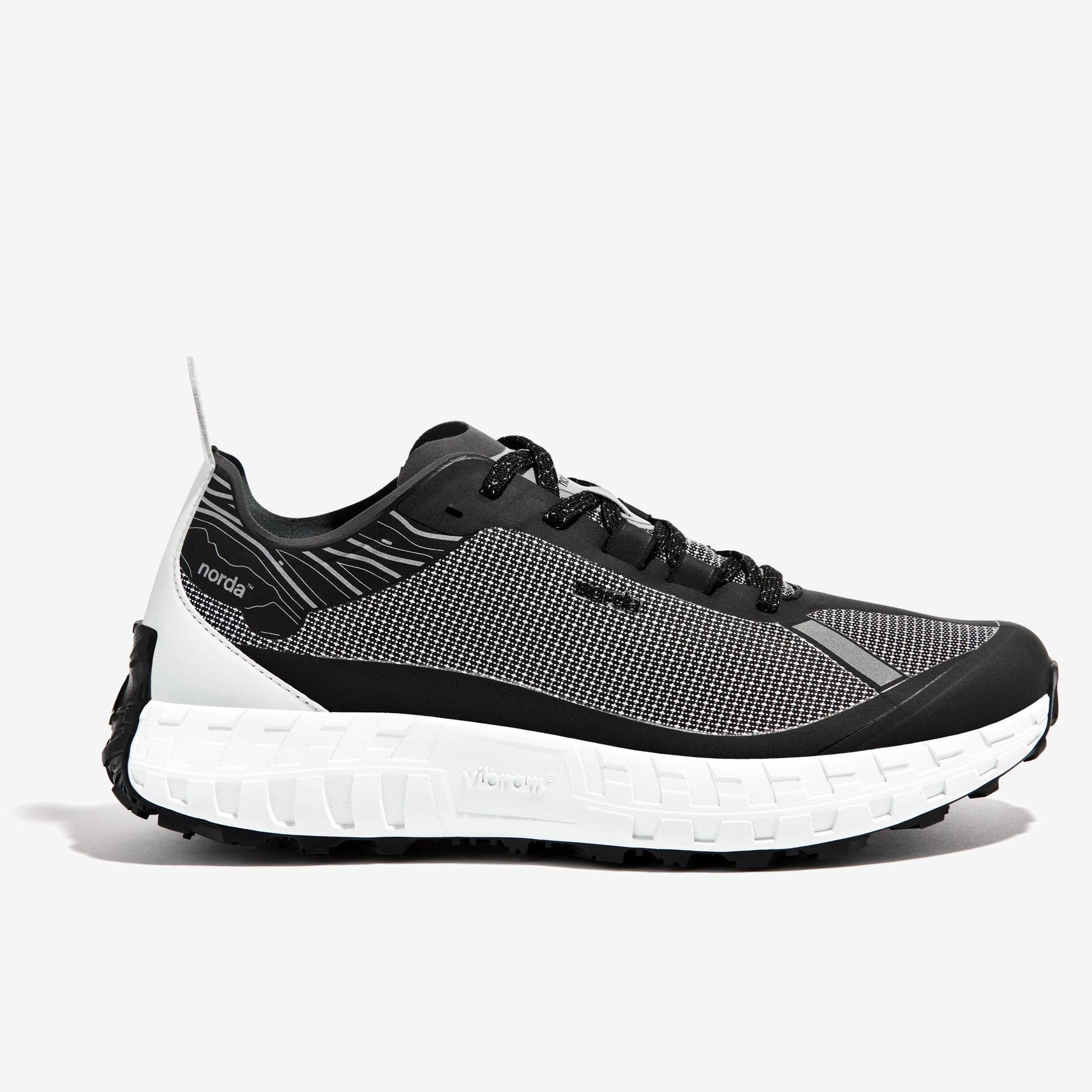 Norda 001 - M | Black