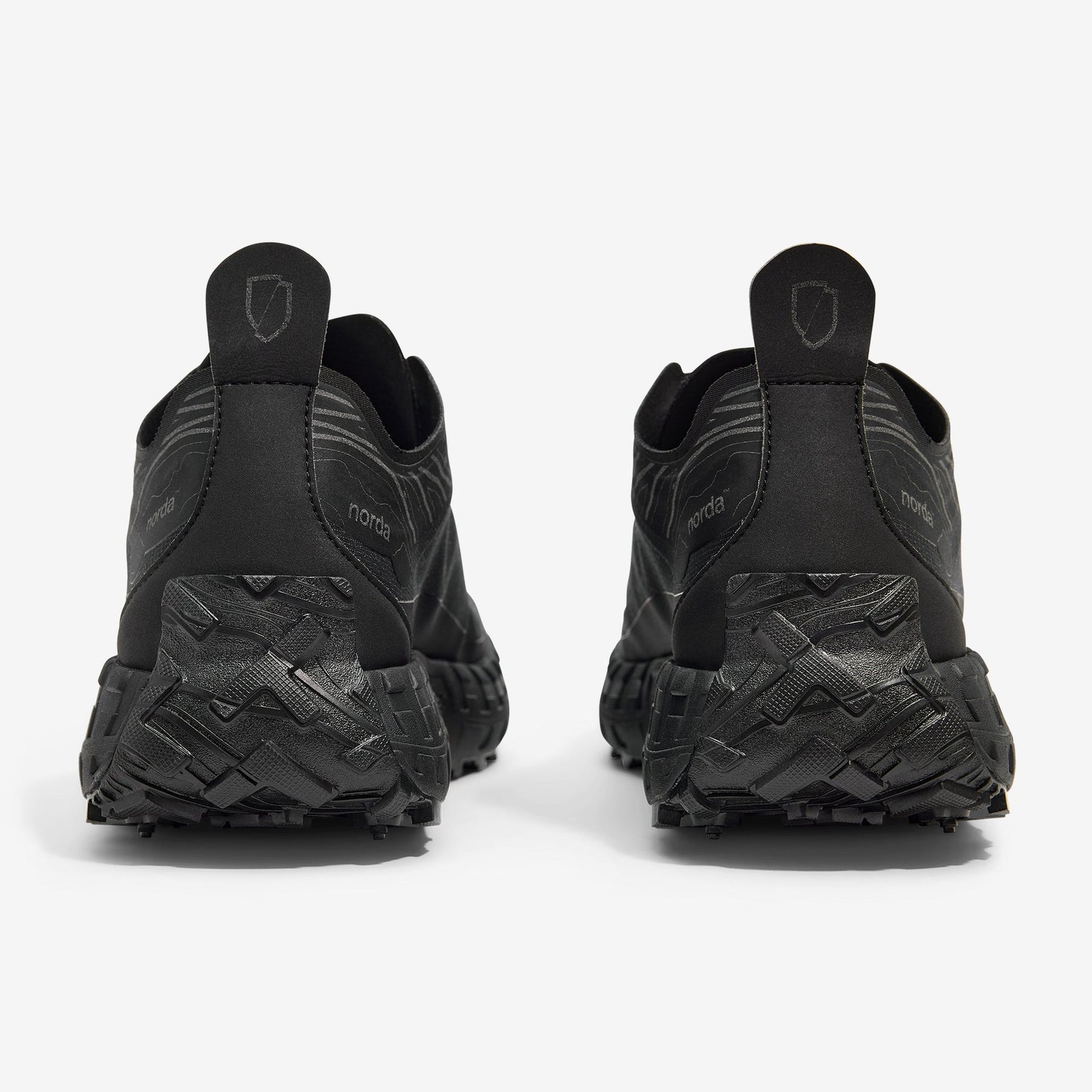 Norda 001A | Stealth Black