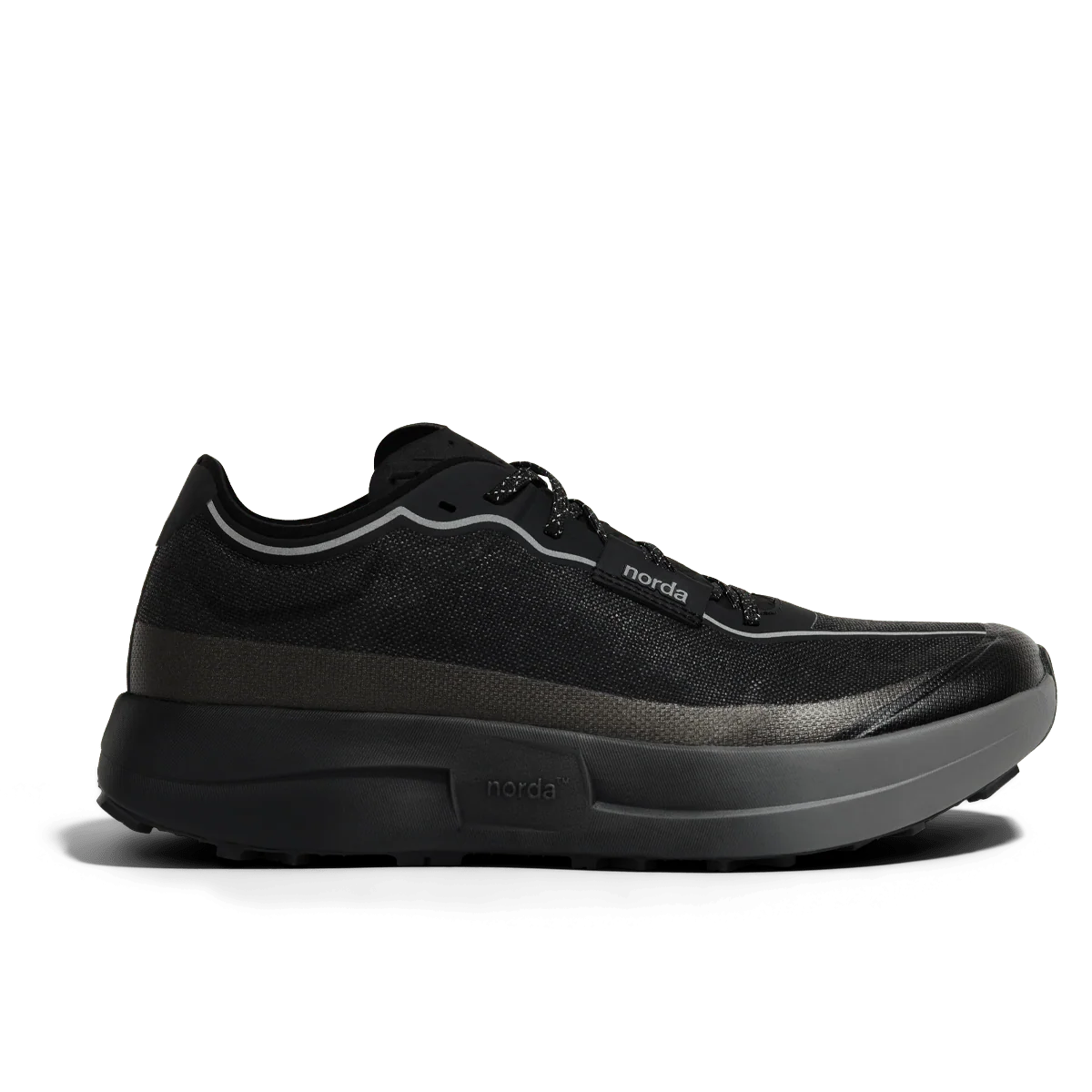 Norda 005 | Stealth Black