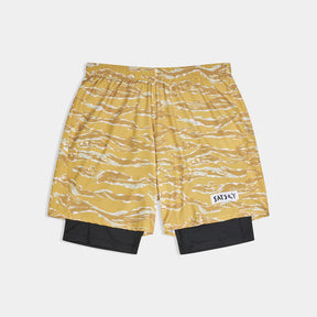 M Tiger Pace 2 in 1 Shorts 5'' | Yellow Camo