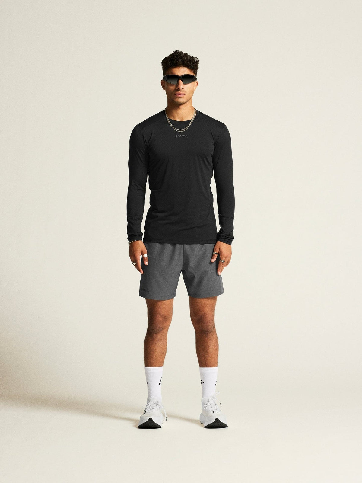 M ADV Essence Long Sleeve Tee 2 | Black