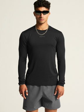 M ADV Essence Long Sleeve Tee 2 | Black