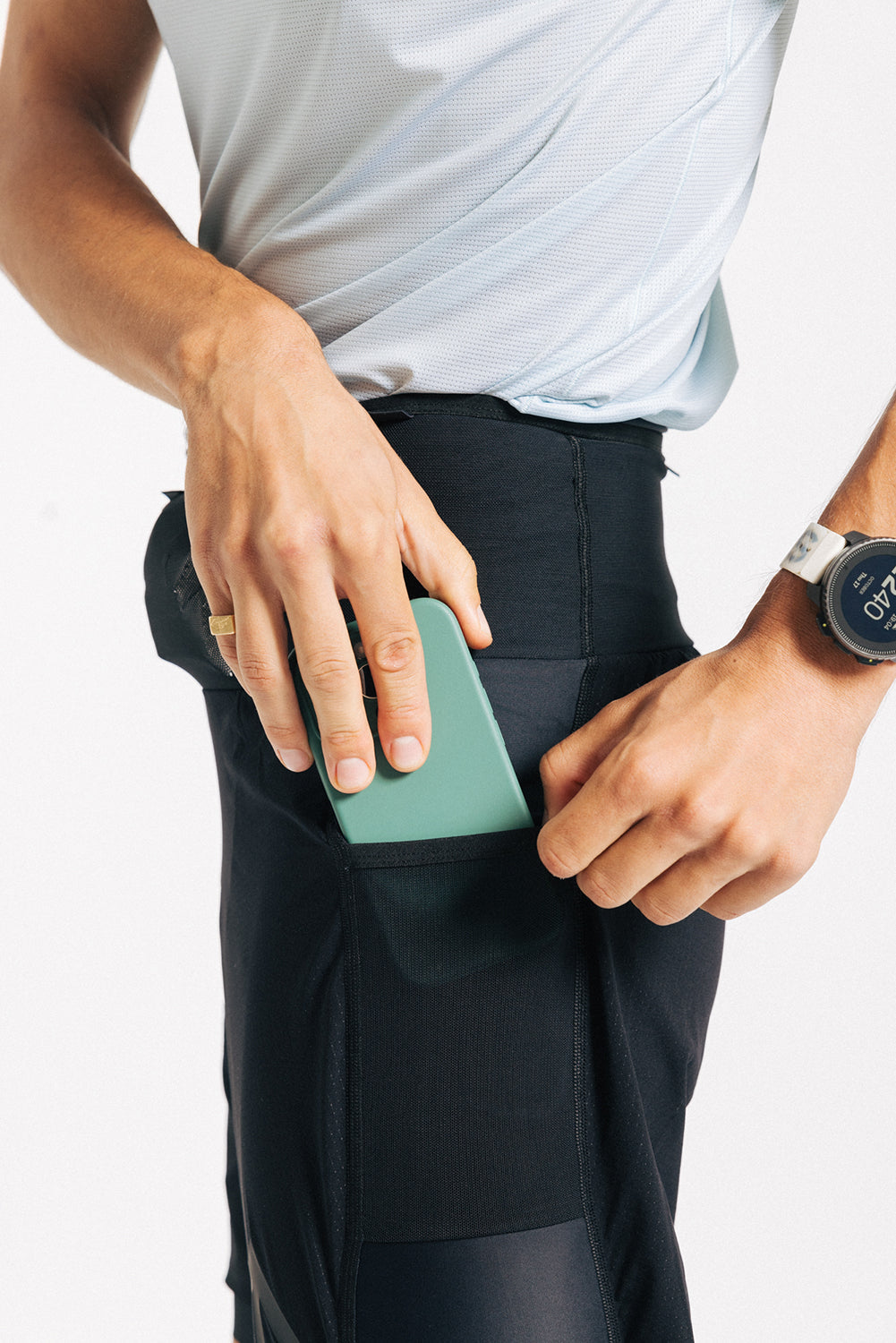 AROW Ultra Short V.3 | Black Logo