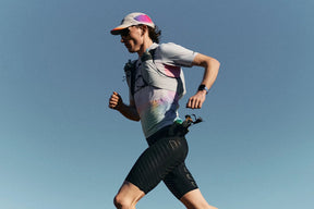 M SOAR x Altra Trail Race Top Rainbox | Grey