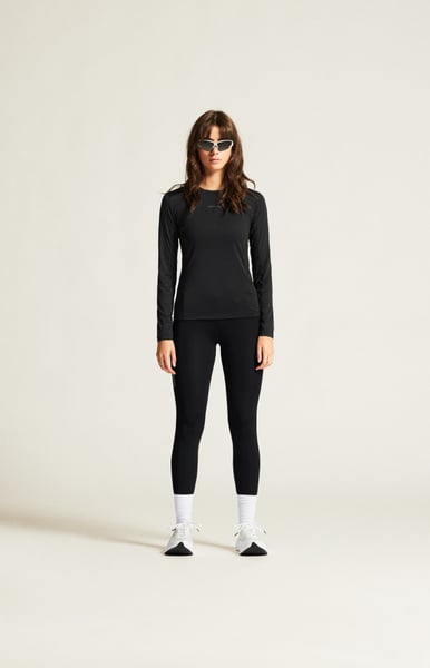 W ADV Essence Long Sleeve Tee 2 | Black