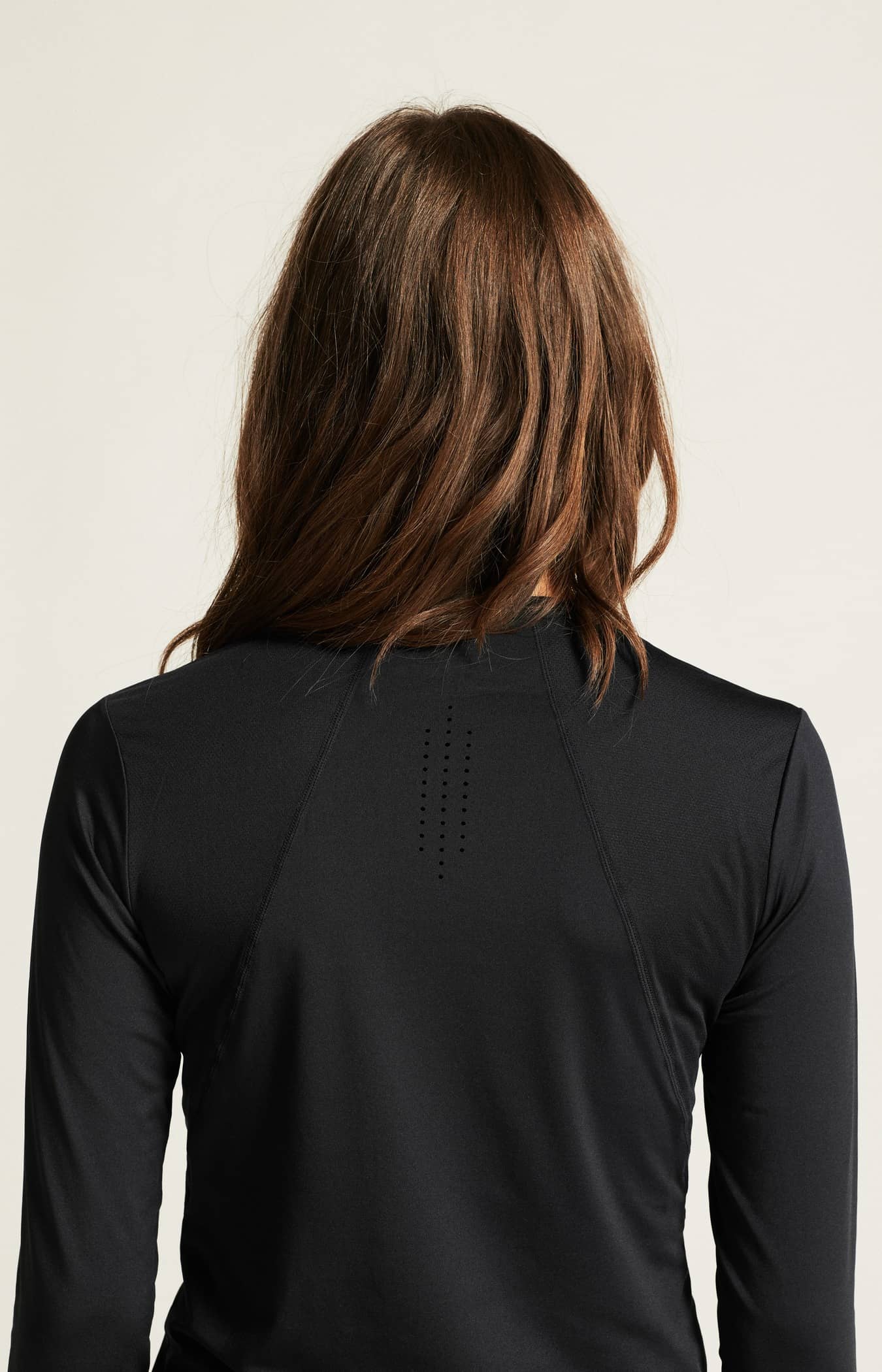 W ADV Essence Long Sleeve Tee 2 | Black