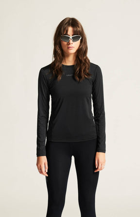 W ADV Essence Long Sleeve Tee 2 | Black