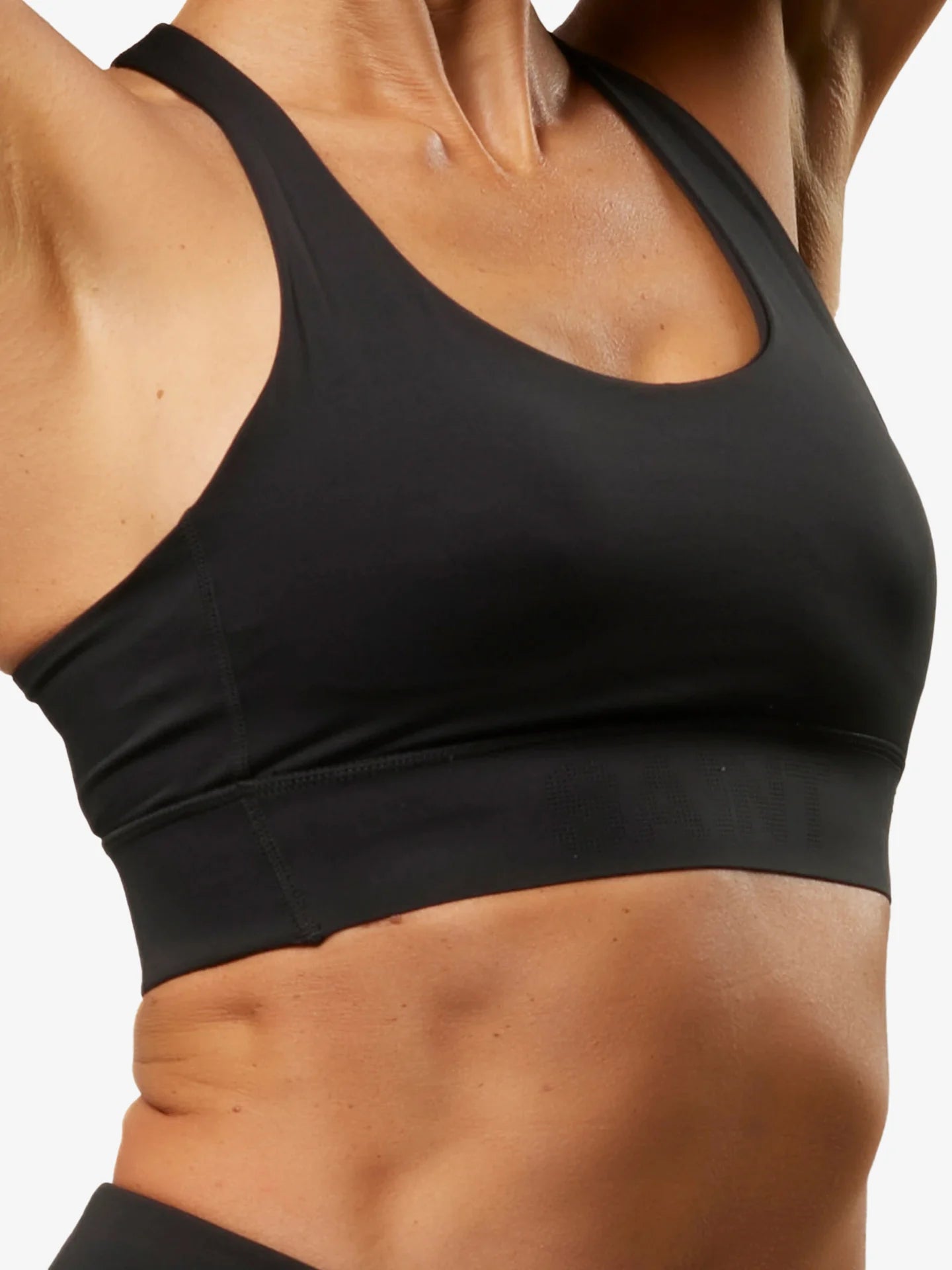 W Training Crop Top | Black