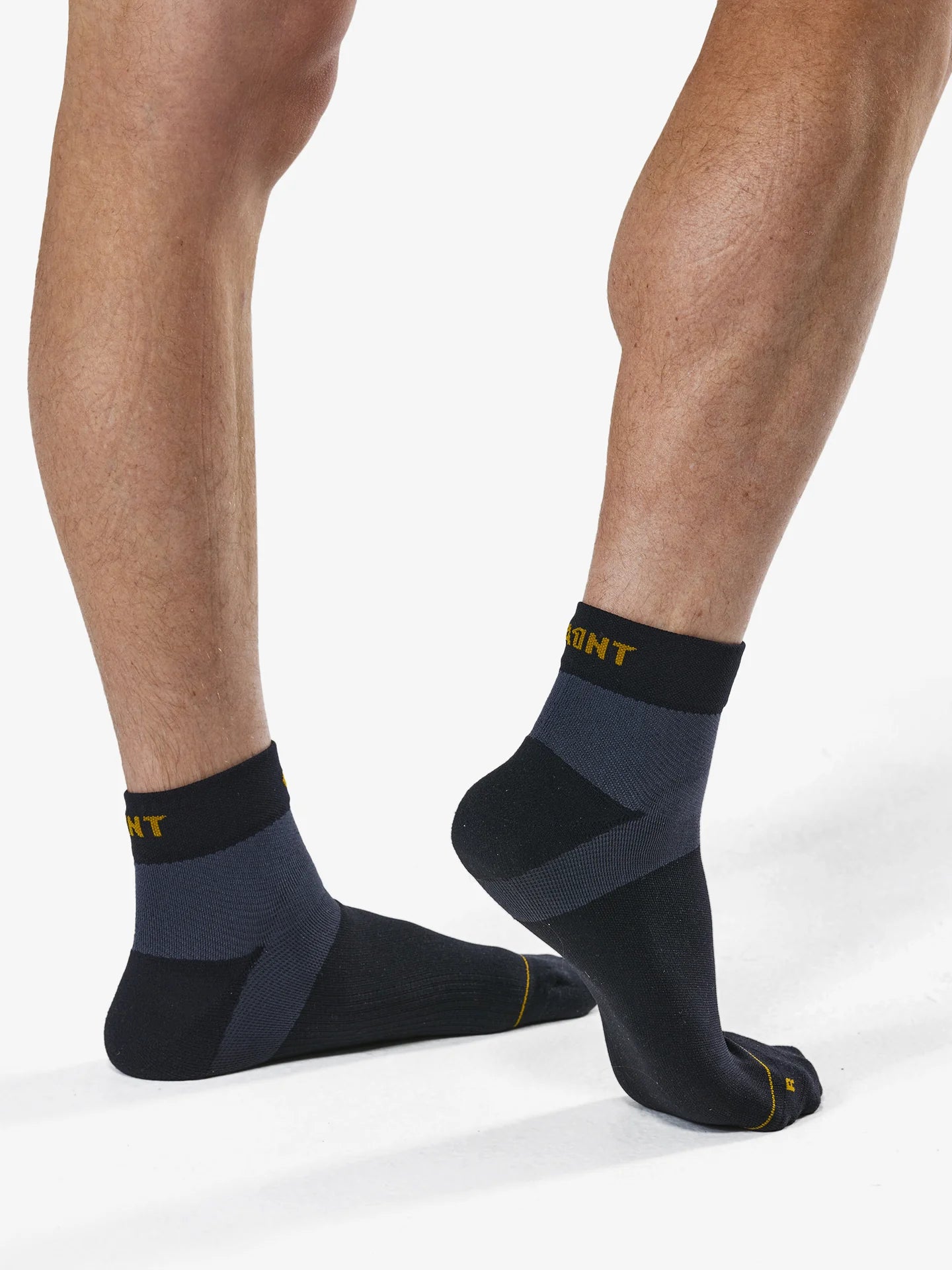 P1 Elite L1te Ankle Sock | Black Bronze