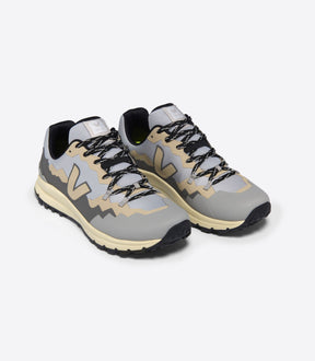 Fitzroy Light Trek Shell | Shark Almond