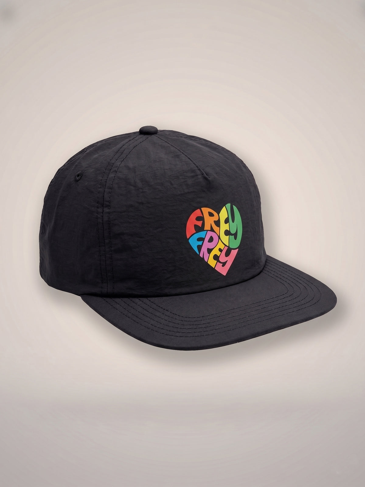 Frey Frey Heart Camper | Black