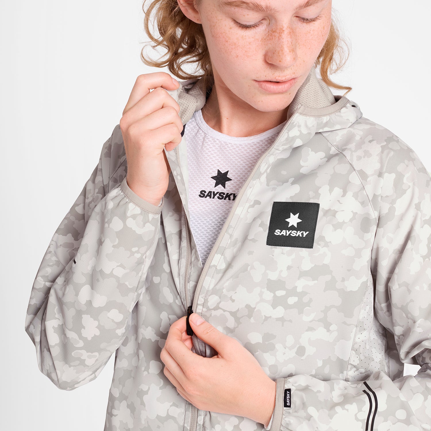 W Camo Pace Jacket | Sand