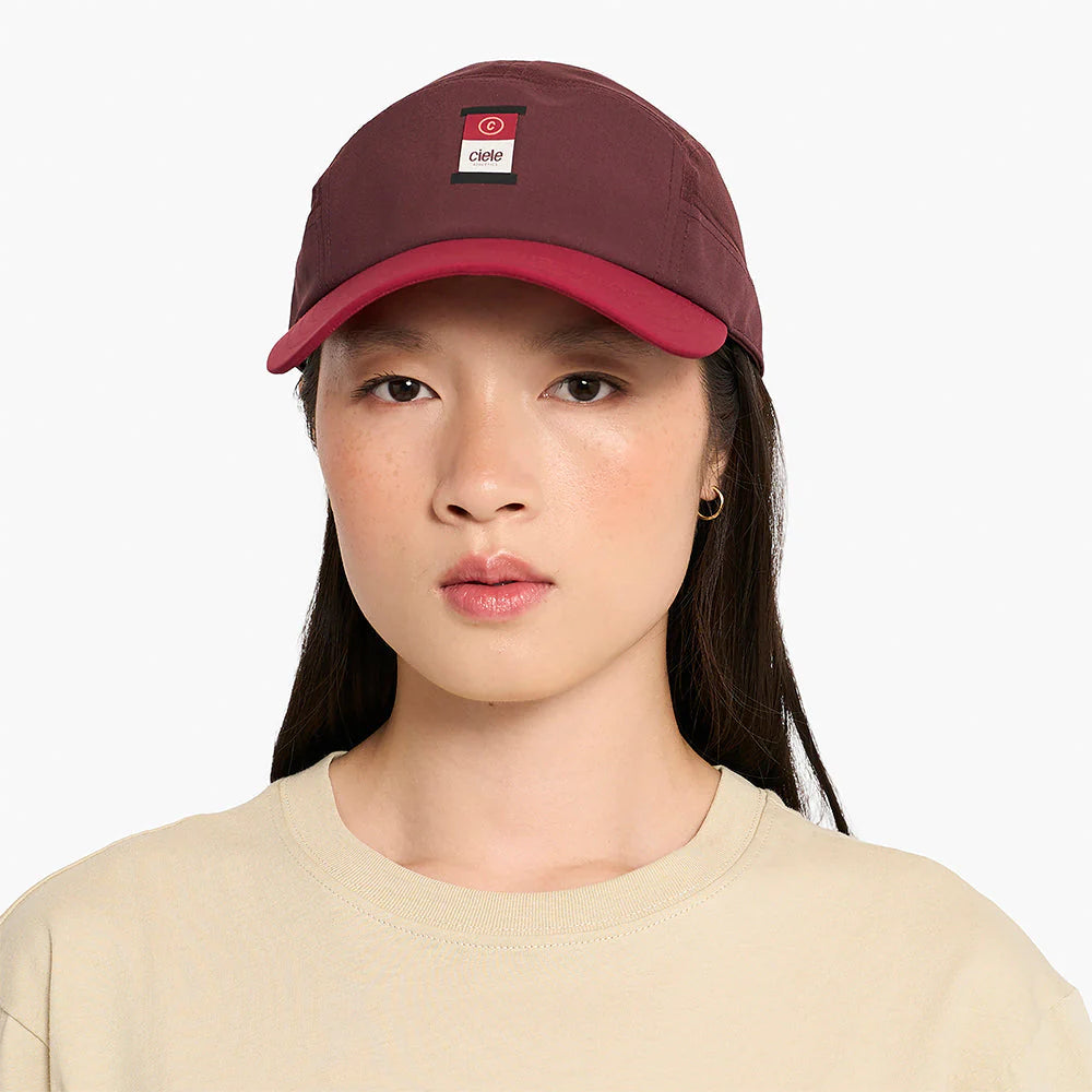 GOCapSC Comp C Cube | Dark Wine Red