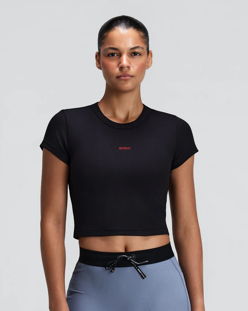 W Vituccia Cropped Performance Tee | Black