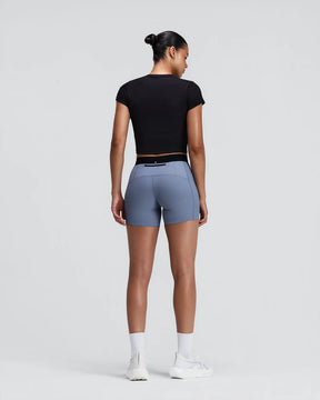 W Vituccia Cropped Performance Tee | Black