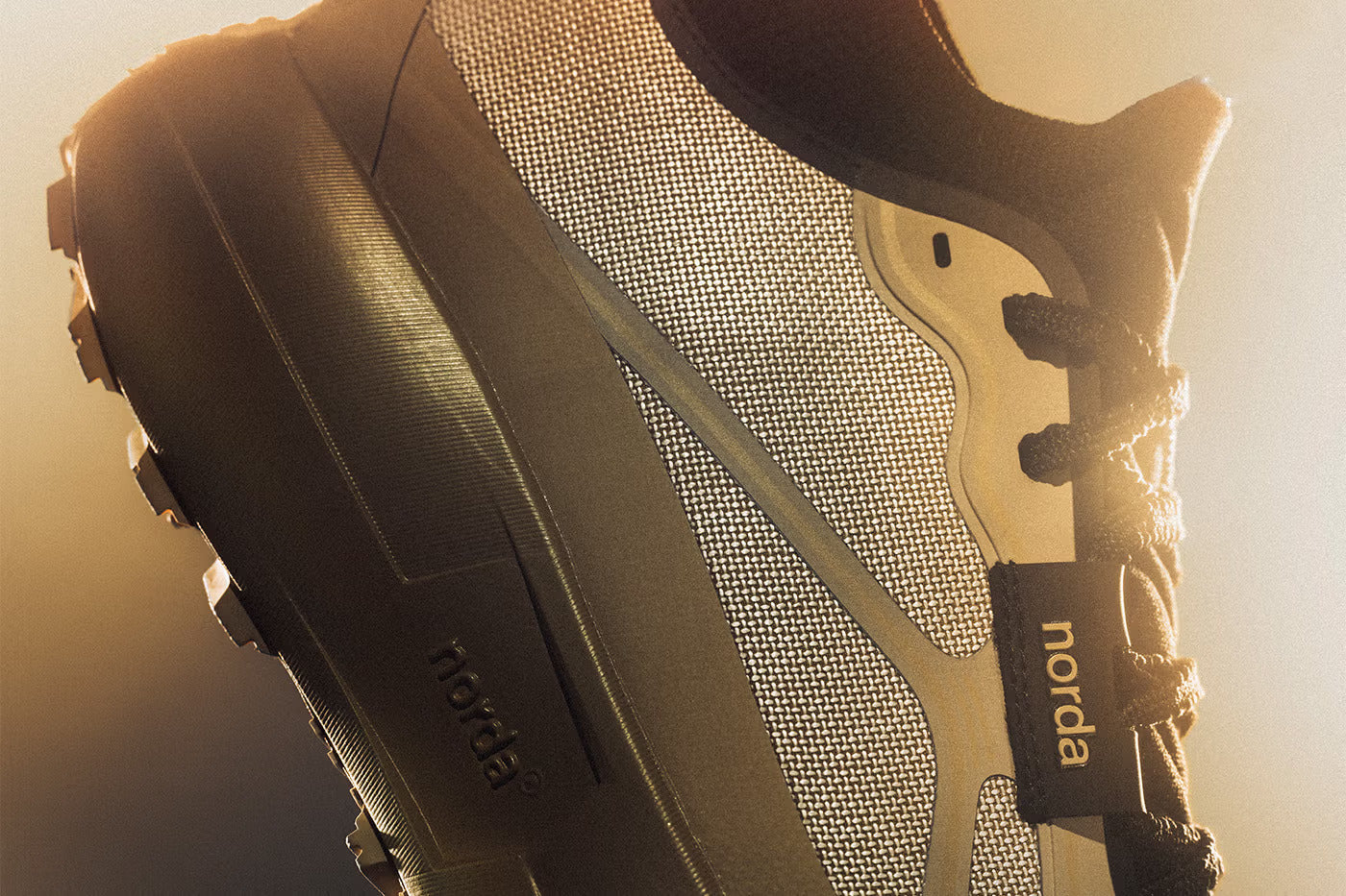 Norda 055 | Strato