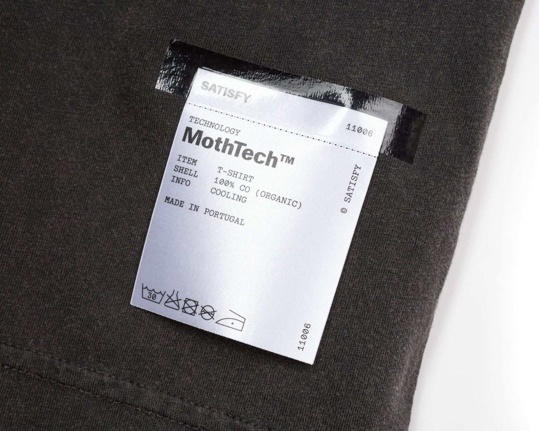M MothTech T-Shirt | Aged Black 00A08