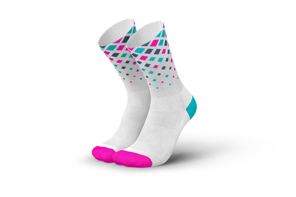 INCYLENCE Crystals | White Pink Cyan