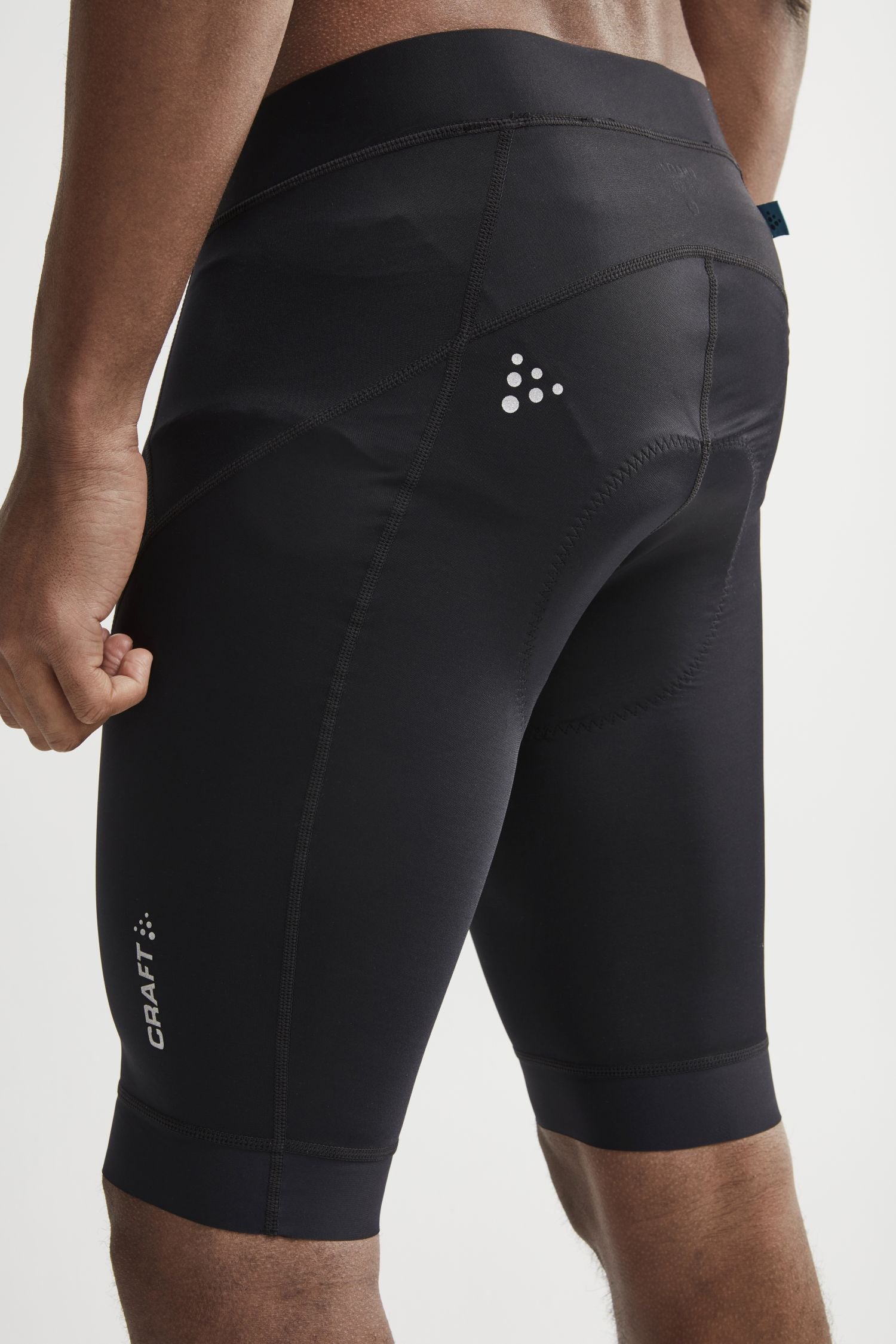 MEN'S - ESSENCE SHORTS - BLACK/SILVER (CYCLING BIKE SHORTS)
