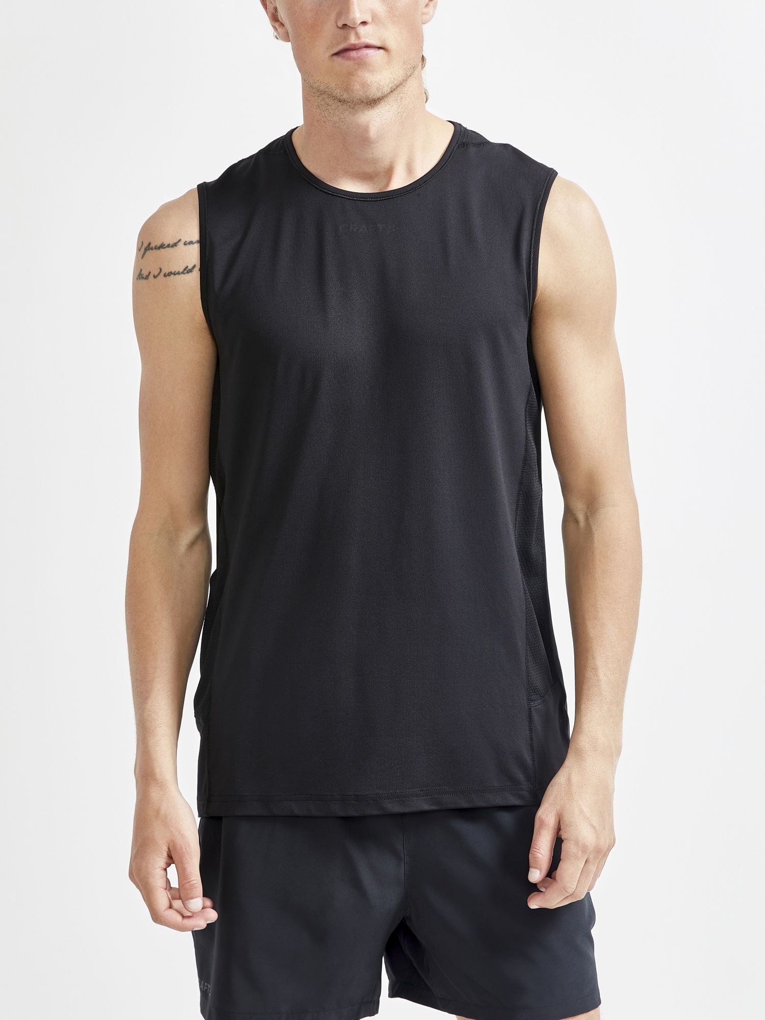 MEN'S - ADV ESSENCE SL TEE