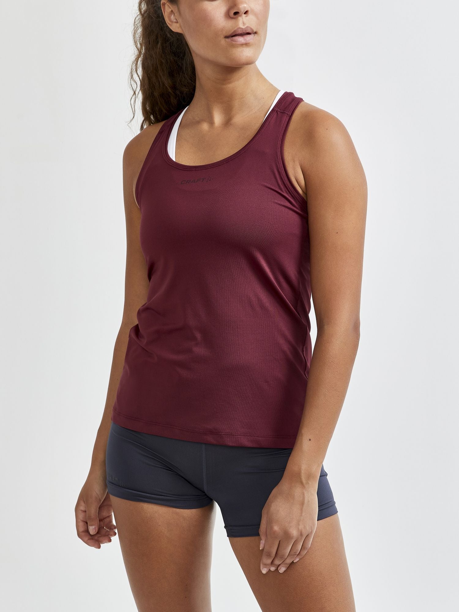 WOMEN'S - ADV ESSENCE SINGLET