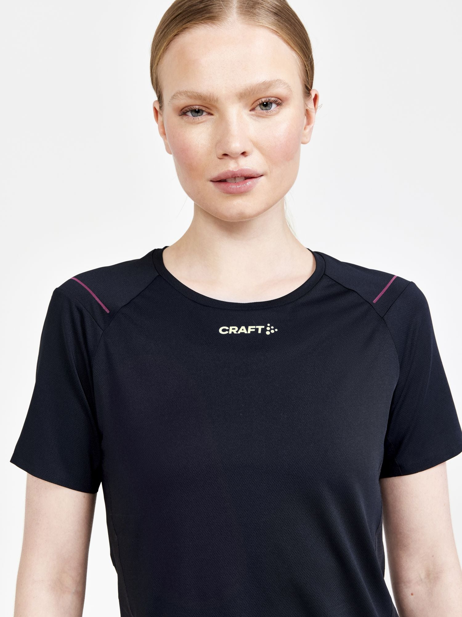 WOMEN'S - PRO HYPERVENT SS TEE