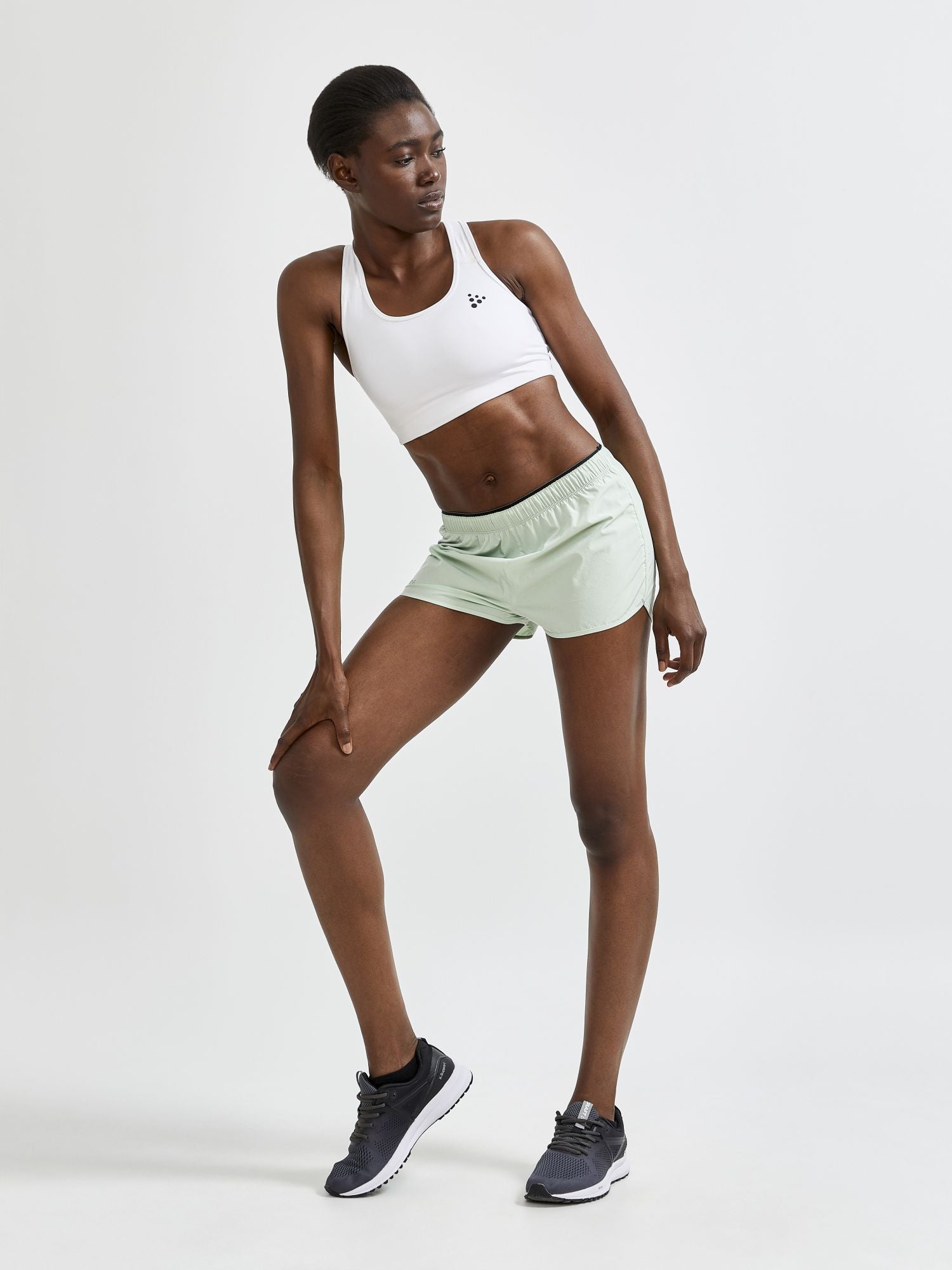 WOMEN'S -  TRAINING BRA CLASSIC